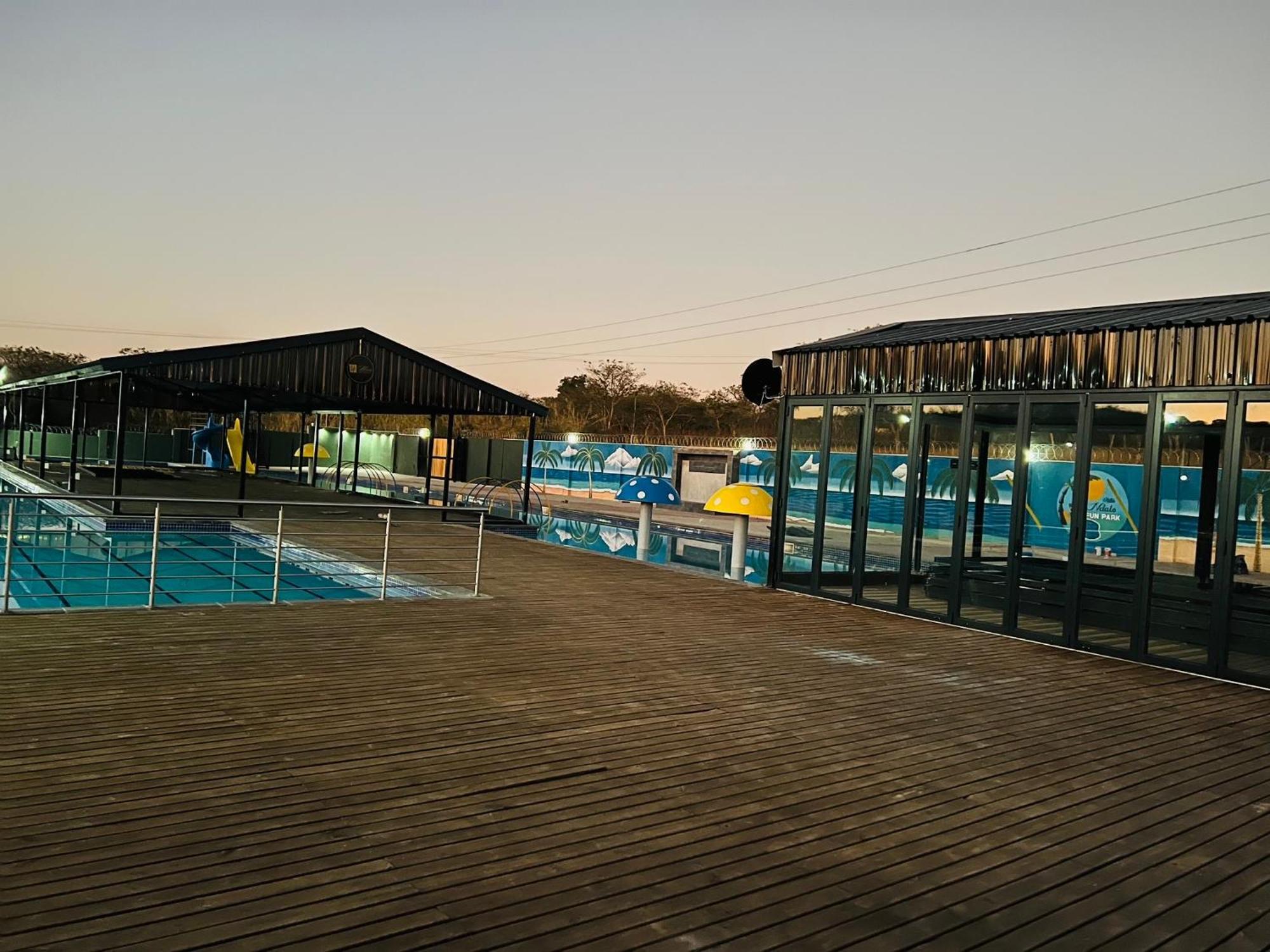 Ndalo Lodge ネルスプロイト エクステリア 写真