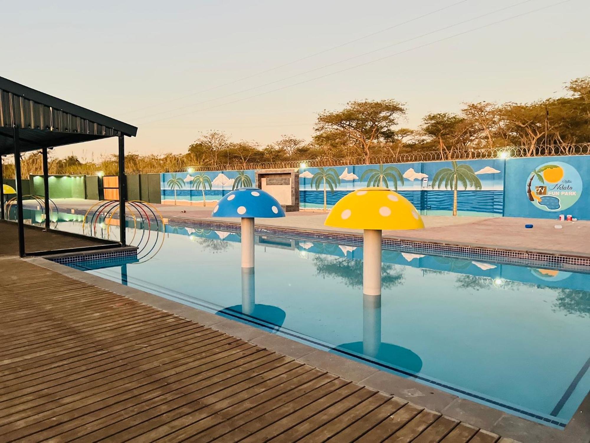 Ndalo Lodge ネルスプロイト エクステリア 写真