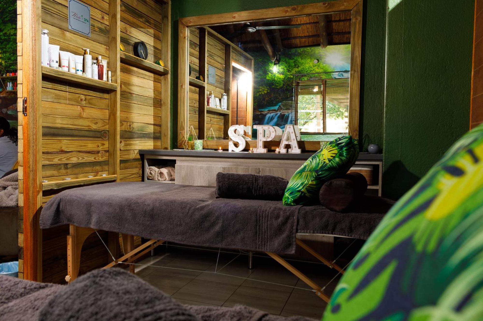 Ndalo Lodge ネルスプロイト エクステリア 写真
