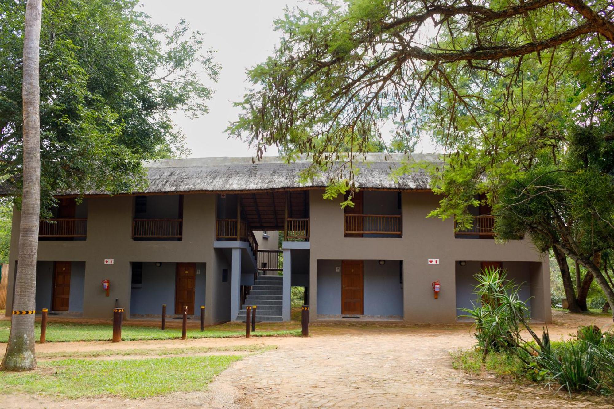 Ndalo Lodge ネルスプロイト エクステリア 写真