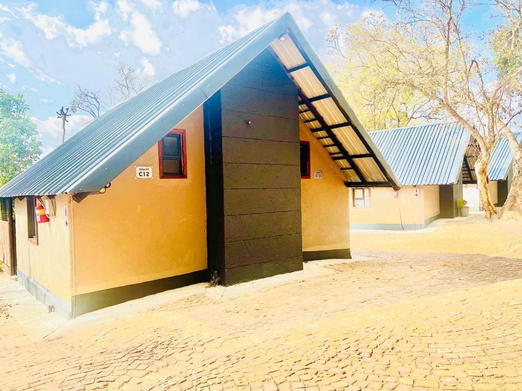 Ndalo Lodge ネルスプロイト エクステリア 写真
