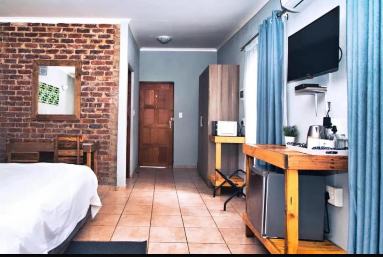 Ndalo Lodge ネルスプロイト エクステリア 写真