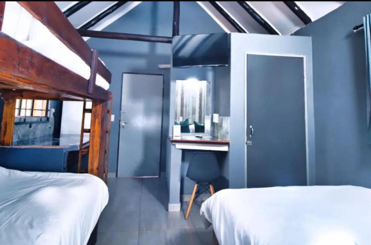 Ndalo Lodge ネルスプロイト エクステリア 写真